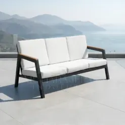 Kantama Sofa