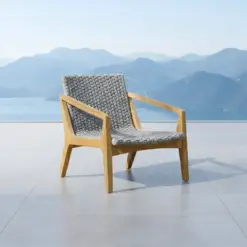 Versatile Lounge Chair