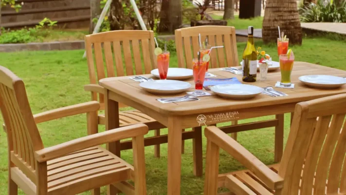 How to Clean Teak Outdoor Furniture