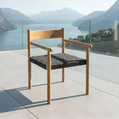 Arka Dining Chair